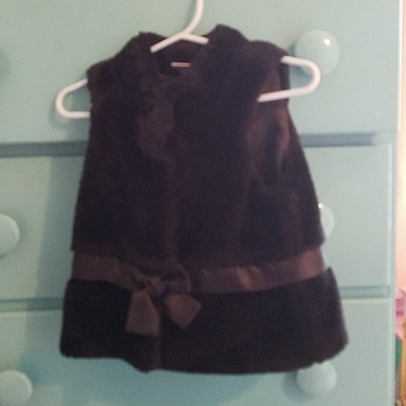 Carter's Little girls 2 T Fleece and Vest - Picture 4 of 8